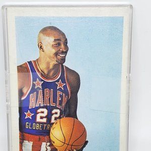 Freddie "Curly" Neal 1971-72 Harlem Globetrotters Fleer Trading Card in Case